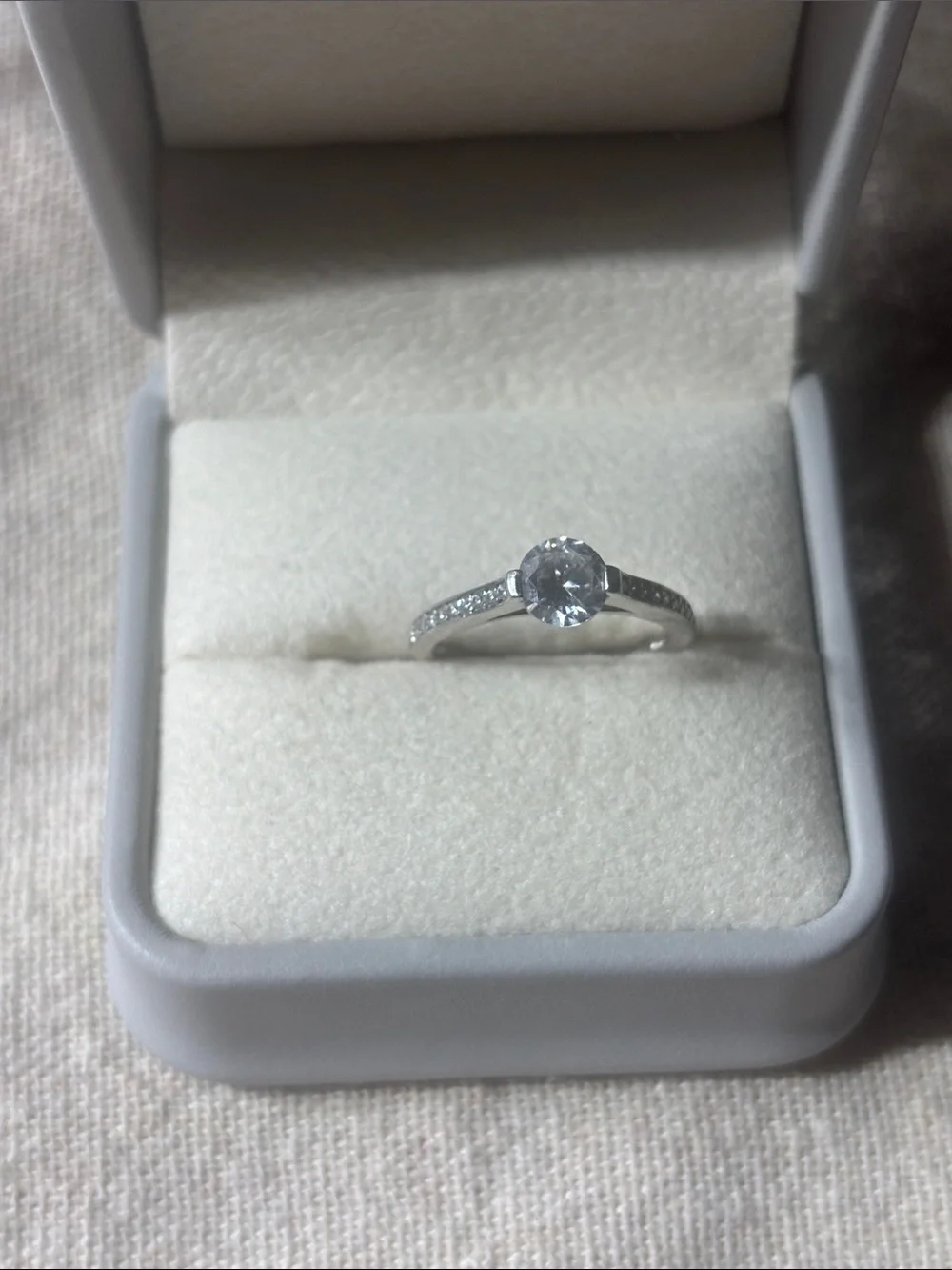 Sparkling Clear Stone Silver Ring with Accent Bands Size 6